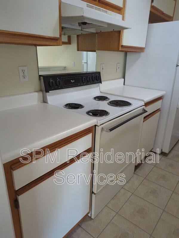 House for rent at 717 Varsity Dr, Wilmington, NC 28403
