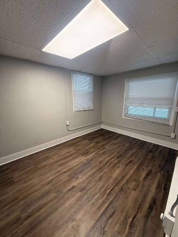 Apartment for rent at 1320 1 2 Broad St, Des Moines, IA 50315