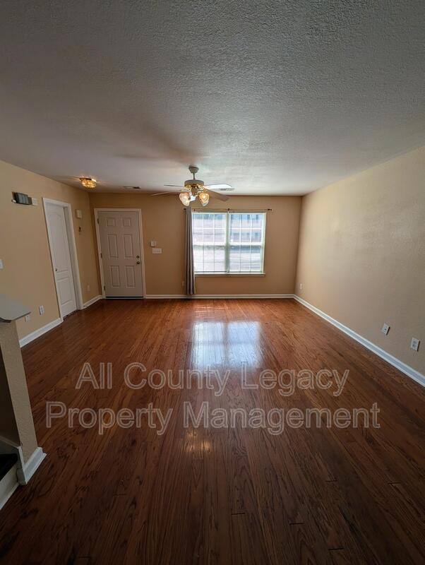 Townhouse for rent at 1928 Shawn Wayne Circle SE, Atlanta, GA 30316
