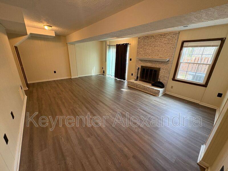 Townhouse for rent at 8239 Doctor Craik Court, Alexandria, VA 22306
