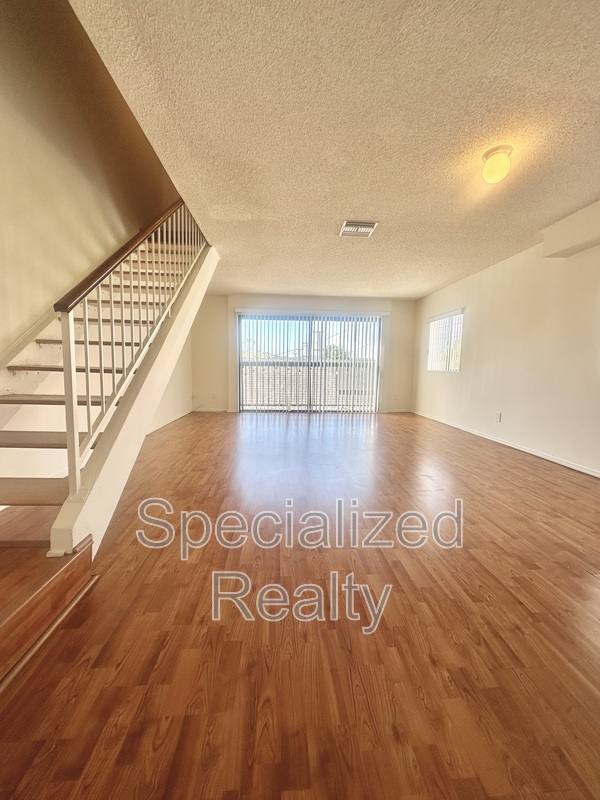 Townhouse for rent at 463 W Wilson Ave #6, Glendale, CA 91203