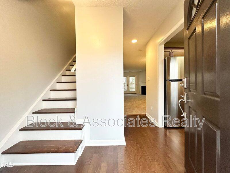 Townhouse for rent at 5620 Bridgetowne Way, Raleigh, NC 27609