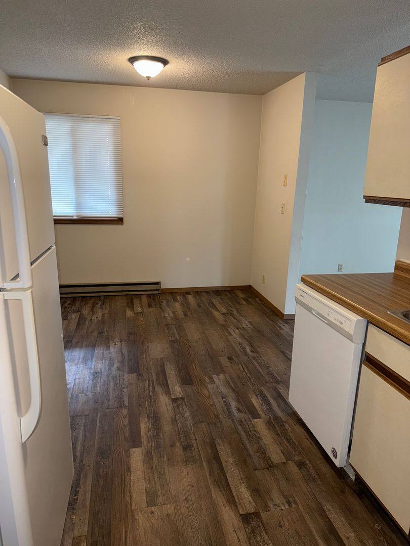 Apartment for rent at 2319 Meadow Lane, Eau Claire, WI 54701