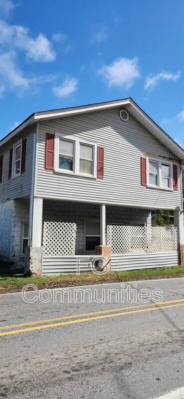 House for rent at 251 Old Country Home Rd, Asheville, NC 28806