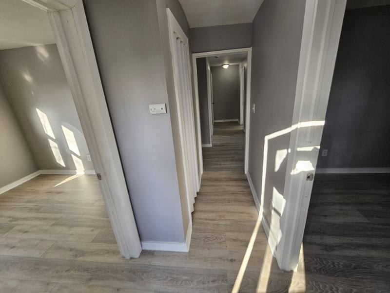 Apartment for rent at 403-405 E 152nd St #4, Cleveland, OH 44110