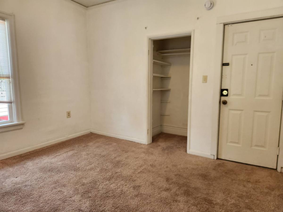 Apartment for rent at 1604 I St, Bellingham, WA 98225