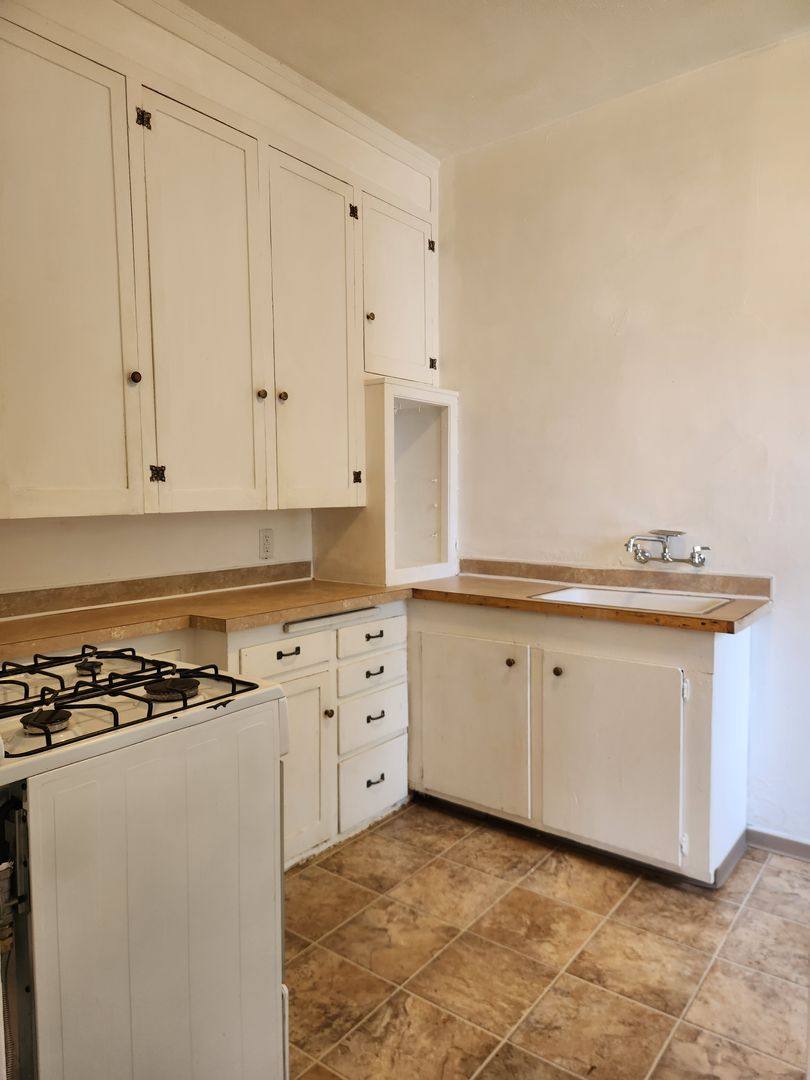 Apartment for rent at 1604 I St, Bellingham, WA 98225