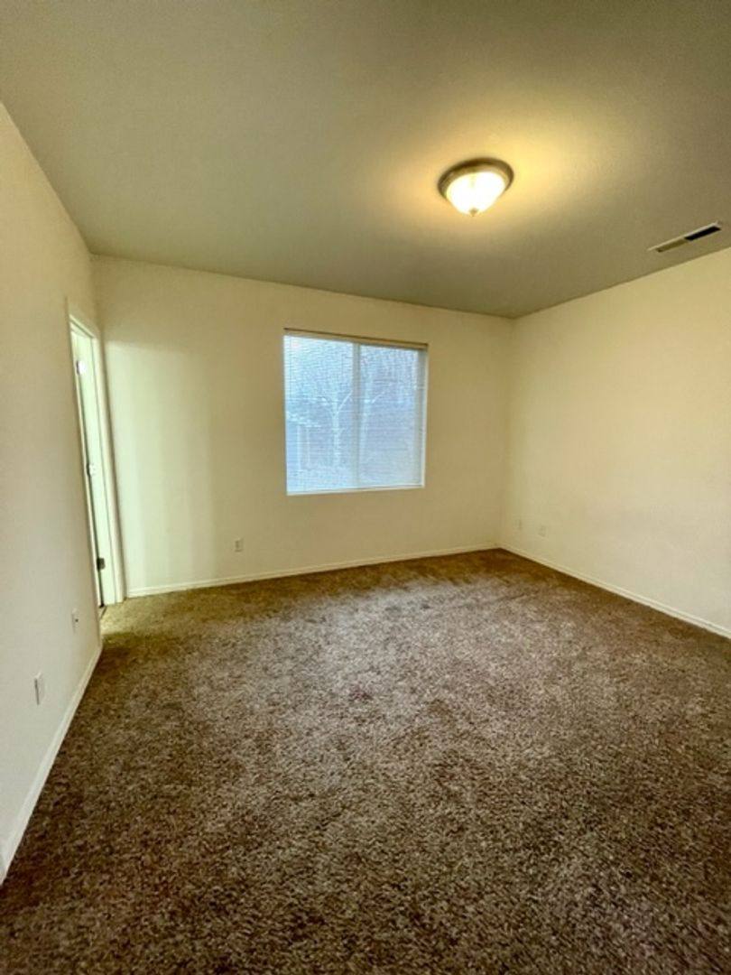 House for rent at 20067 Mount Faith Place, Bend, OR 97702
