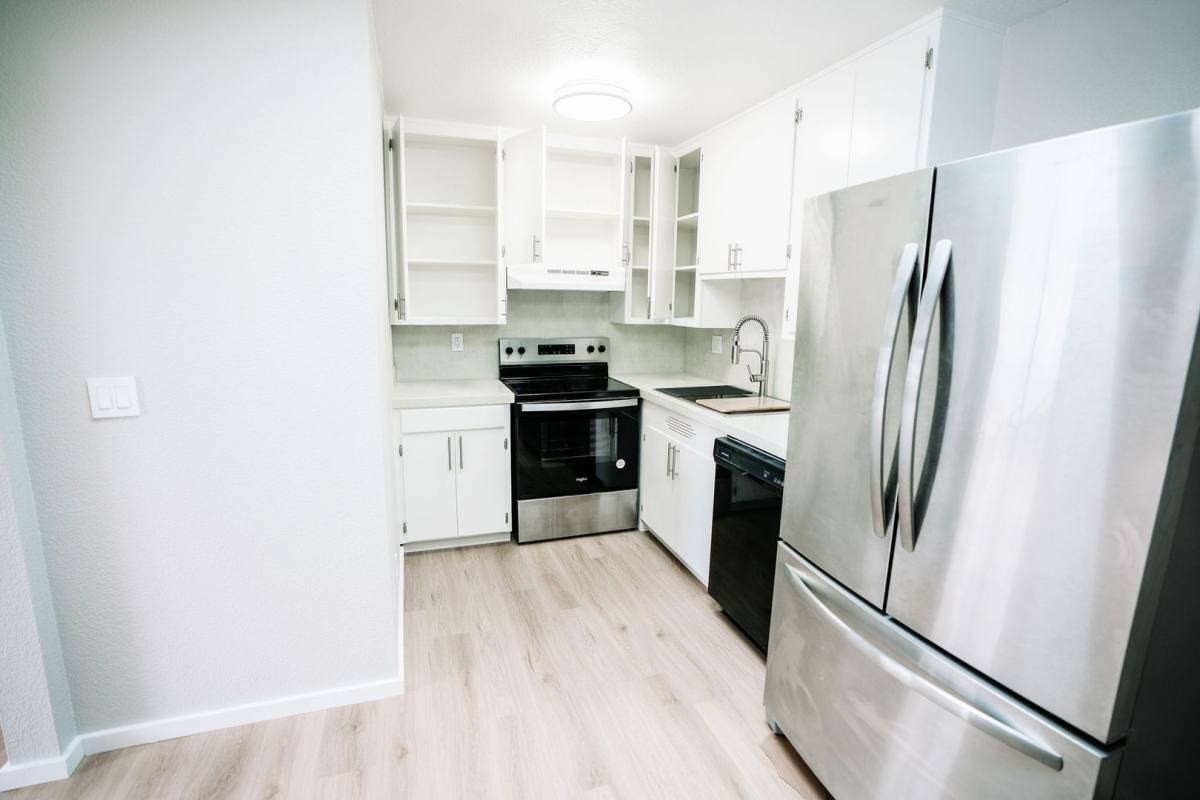 Apartment for rent at 1440 Myrtle Ave, Eureka, CA 95501