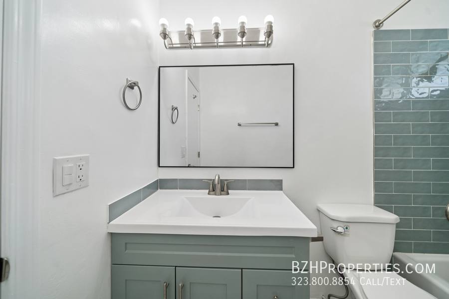 Apartment for rent at 252 S New Hampshire Ave #10, Los Angeles, CA 90004