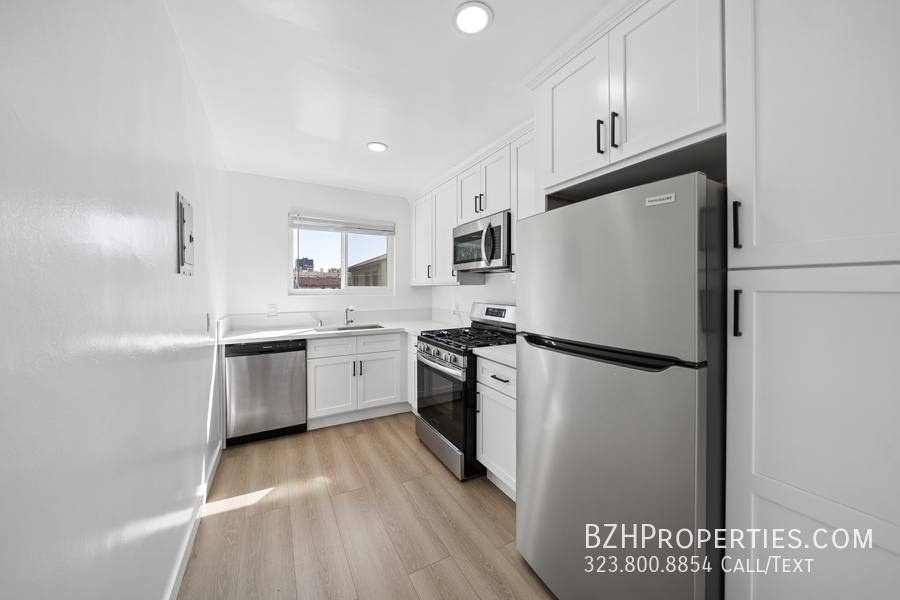 Apartment for rent at 252 S New Hampshire Ave #10, Los Angeles, CA 90004