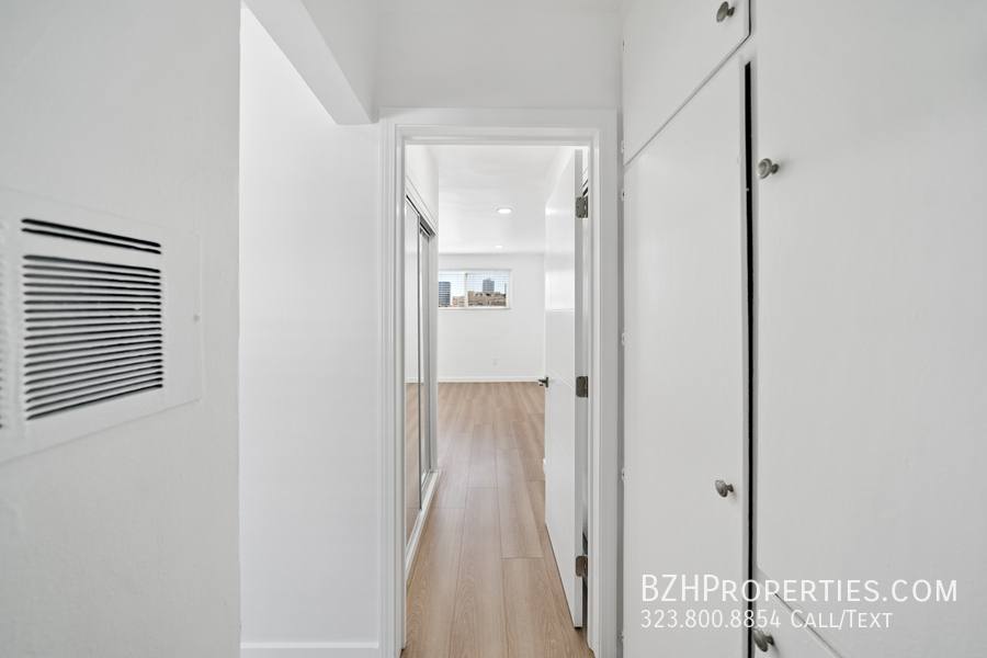 Apartment for rent at 252 S New Hampshire Ave #10, Los Angeles, CA 90004