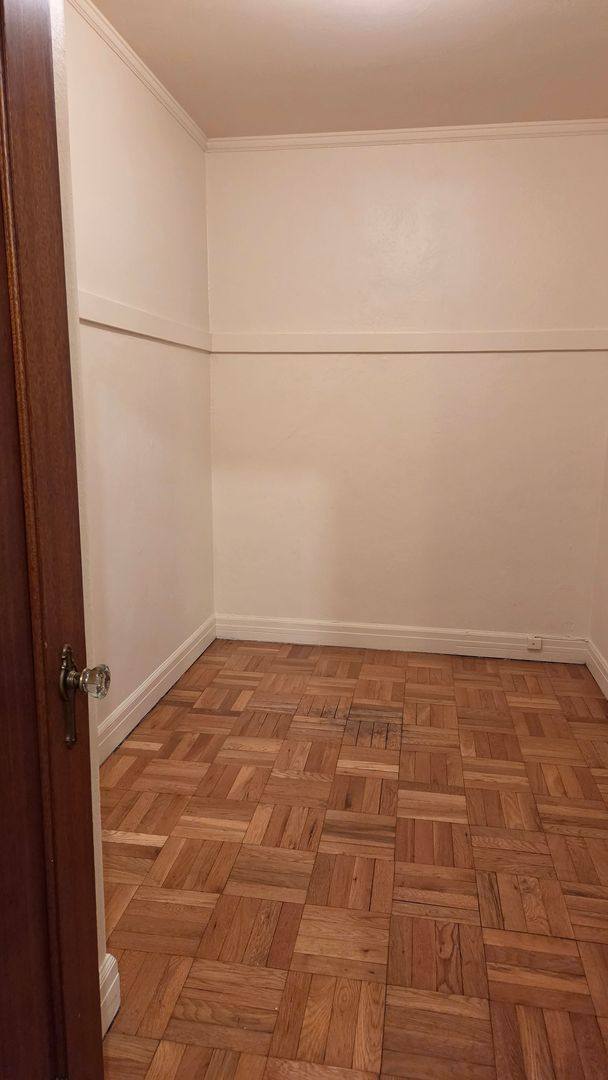 Apartment for rent at 421 W Roy St, Seattle, WA 98119