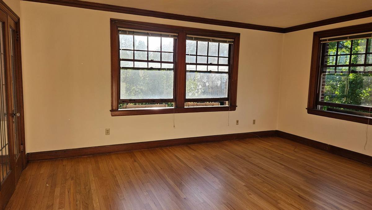 Apartment for rent at 421 W Roy St, Seattle, WA 98119