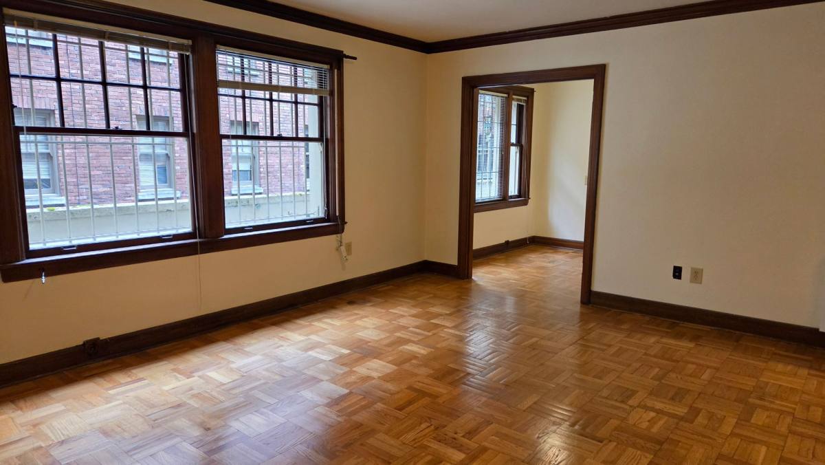 Apartment for rent at 421 W Roy St, Seattle, WA 98119