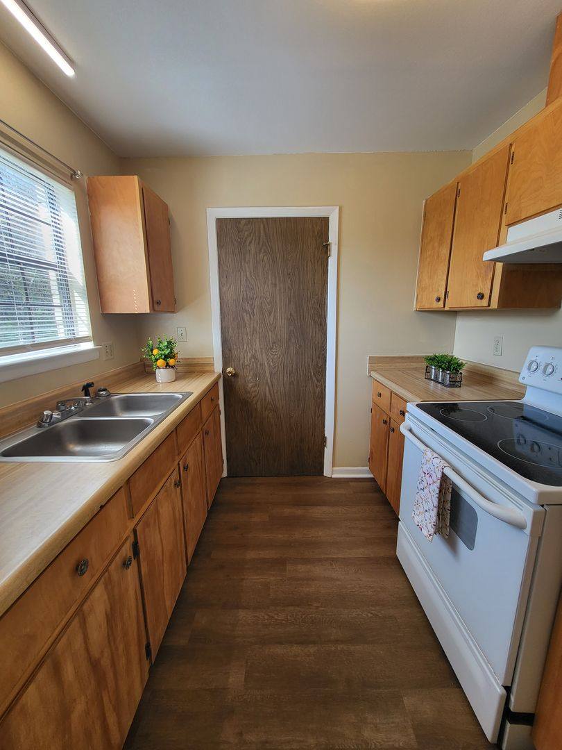 Apartment for rent at 324 Montgomery St, Troy, AL 36081