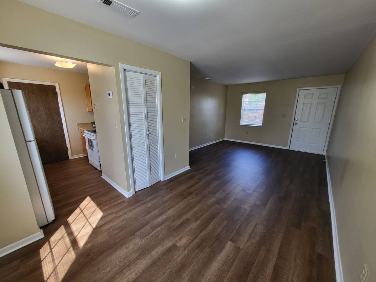 Apartment for rent at 324 Montgomery St, Troy, AL 36081