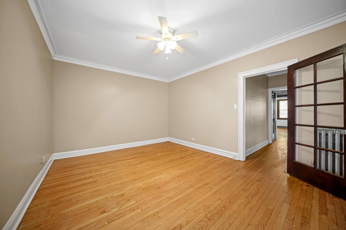 Apartment for rent at 230 Elmwood #1S, Evanston, IL 60202