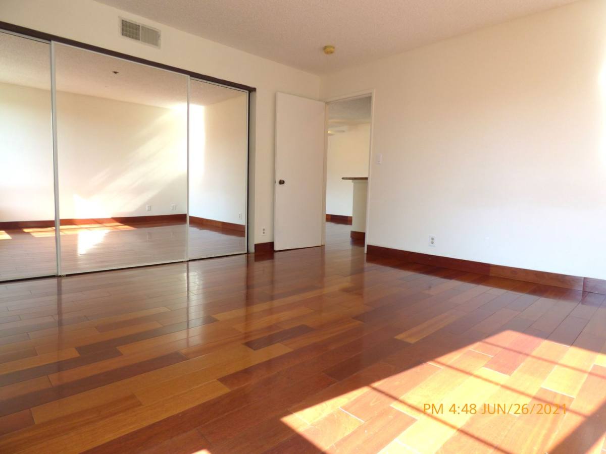 Apartment for rent at 424 Veteran Ave #404, Los Angeles, CA 90024