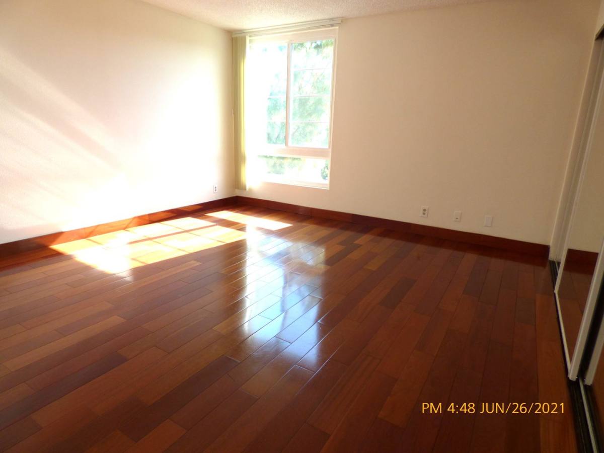 Apartment for rent at 424 Veteran Ave #404, Los Angeles, CA 90024