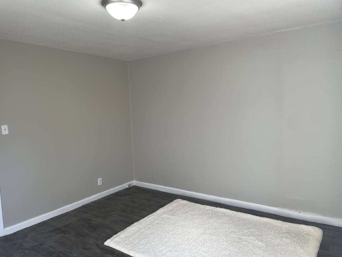 House for rent at 827 Cumberland Dr, Clarksville, TN 37040