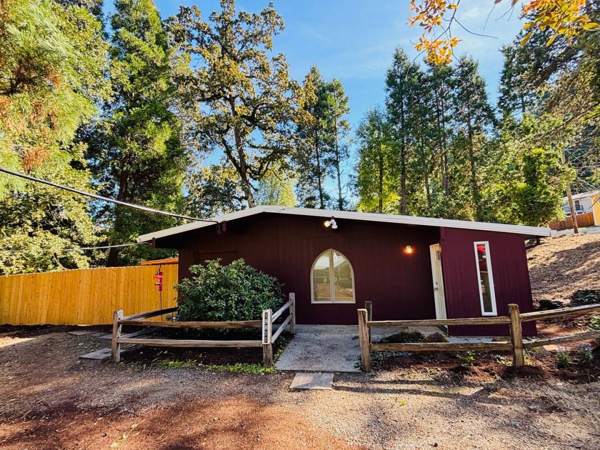 House for rent at 19811 White Cloud Circle, West Linn, OR 97068