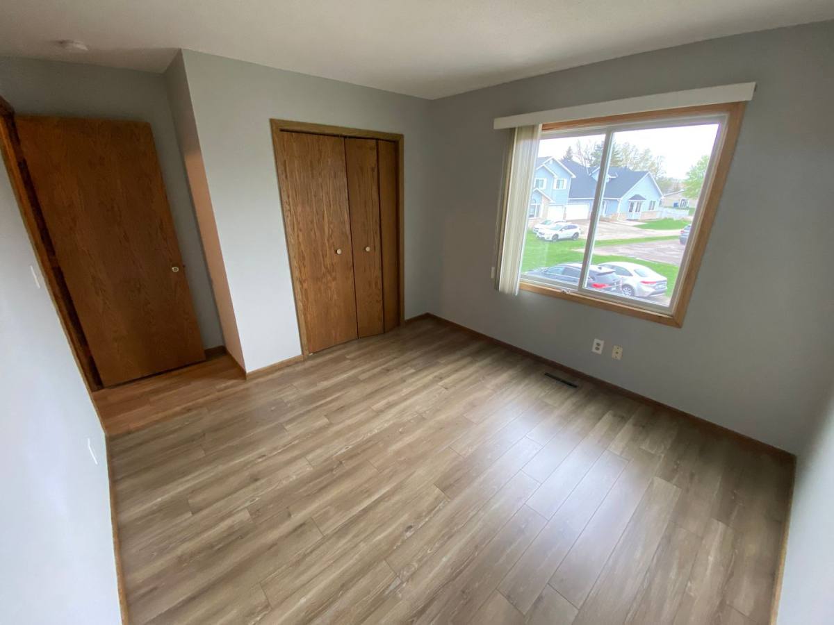 Townhouse for rent at 14248 Hemlock Court N, Saint Paul, MN 55126