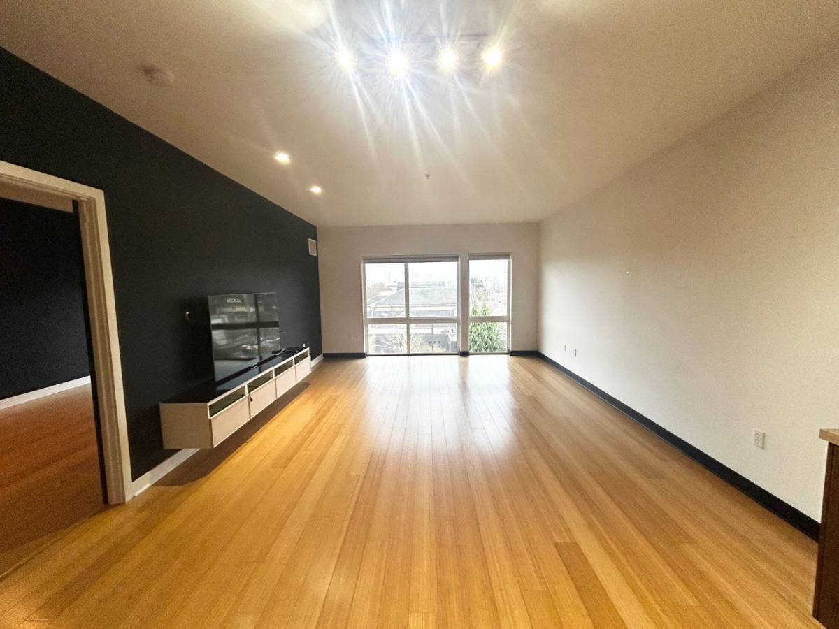 Condo for rent at 3970 N Interstate Ave, Portland, OR 97227