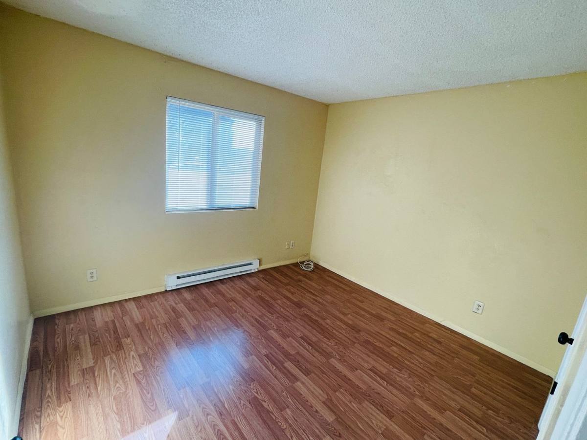 Apartment for rent at 330 E Corona Rd, Tucson, AZ 85756