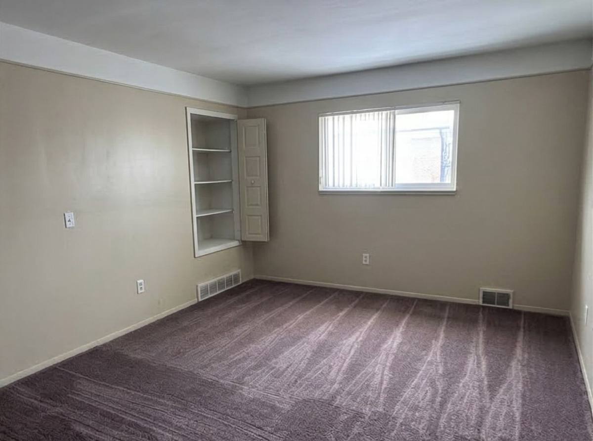 Apartment for rent at 16481 E 10 Mile Rd, Eastpointe, MI 48021