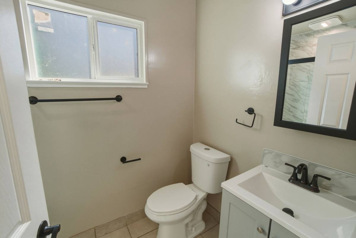 Apartment for rent at 1540 Hesket Way, Sacramento, CA 95825