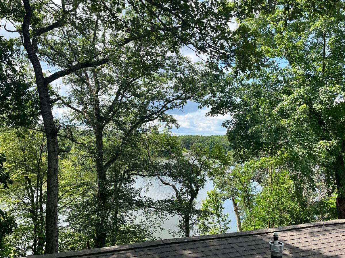 Apartment for rent at 6568 E Riverview Rd, Monticello, IN 47960