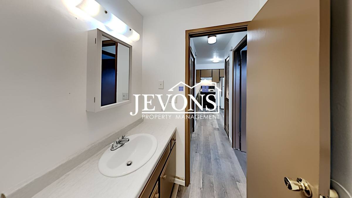 Apartment for rent at 16 N 6th St, Yakima, WA 98901