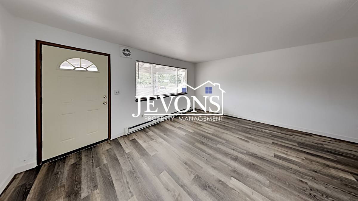 Apartment for rent at 16 N 6th St, Yakima, WA 98901