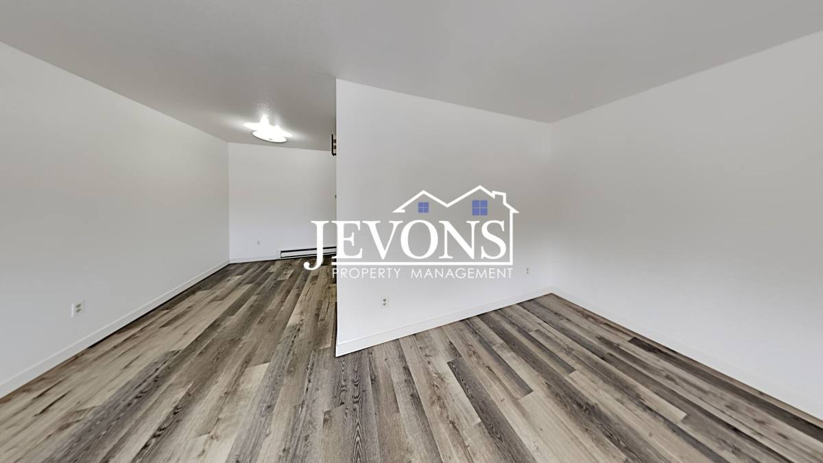 Apartment for rent at 16 N 6th St, Yakima, WA 98901