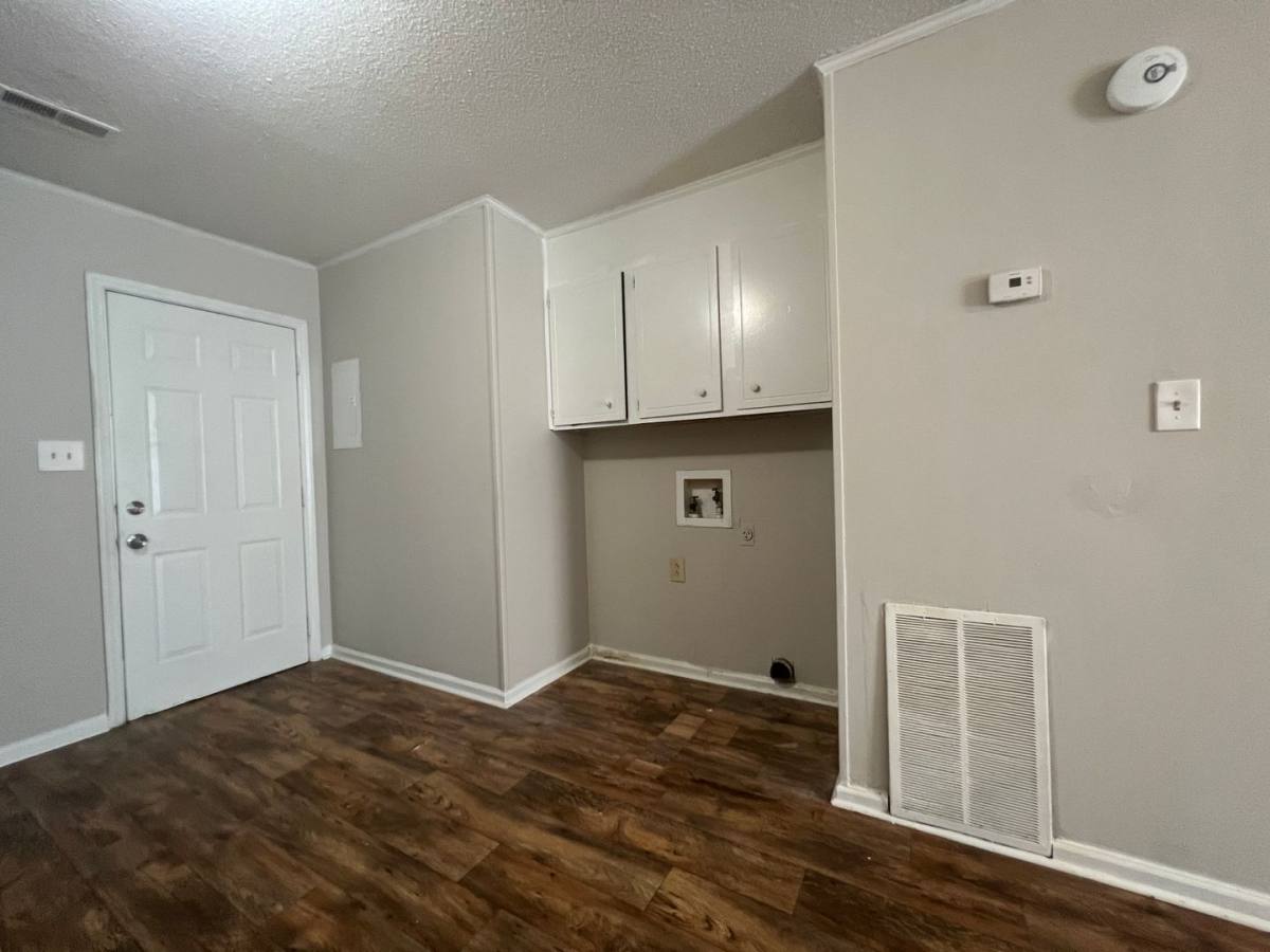 Apartment for rent at 1312 Linwood Rd, Gastonia, NC 28052