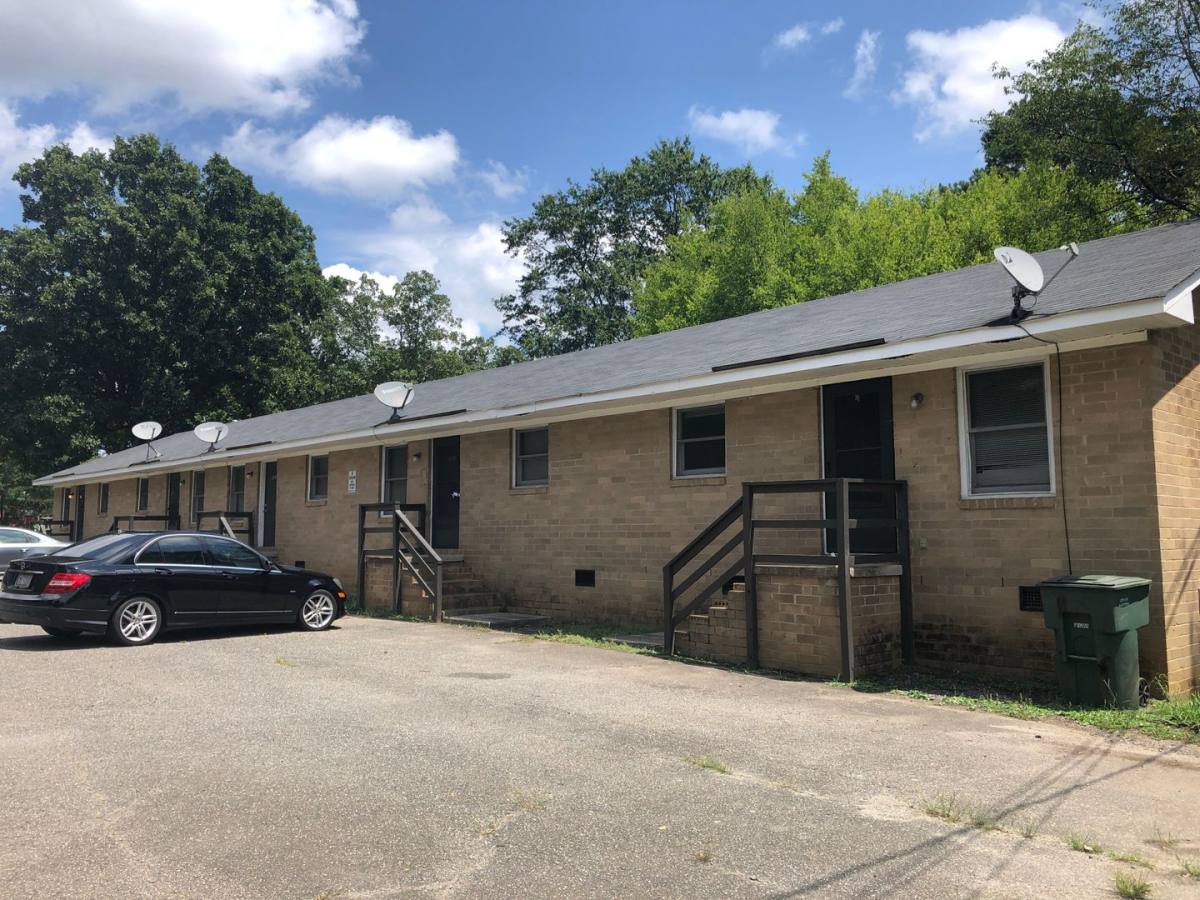 Apartment for rent at 1312 Linwood Rd, Gastonia, NC 28052