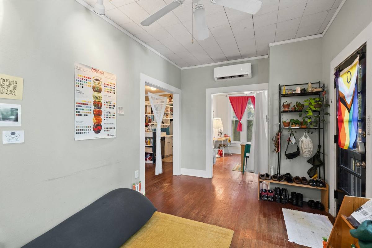 Apartment for rent at 3404 1 2 Grooms St, Austin, TX 78705