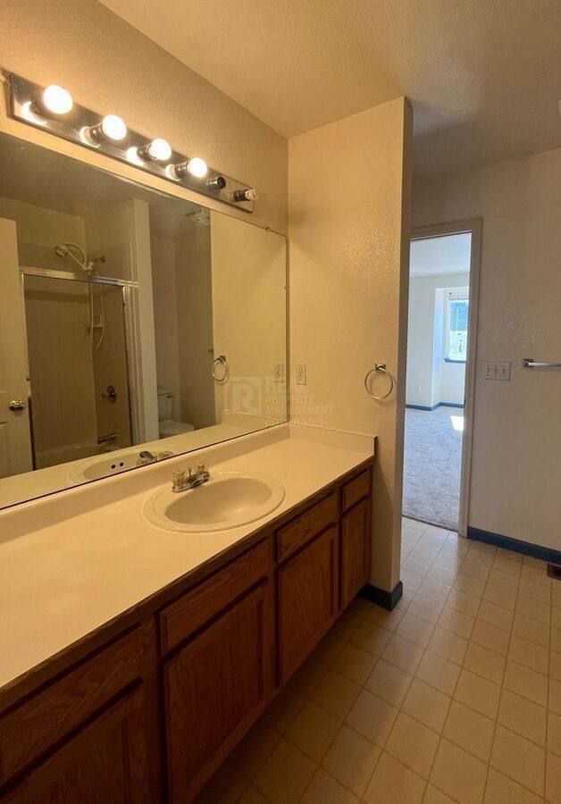 Townhouse for rent at 911 Tulip S #B, Longmont, CO 80501