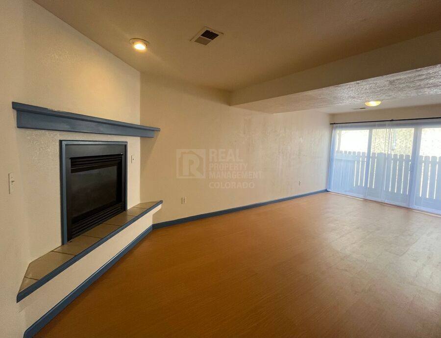 Townhouse for rent at 911 Tulip S #B, Longmont, CO 80501