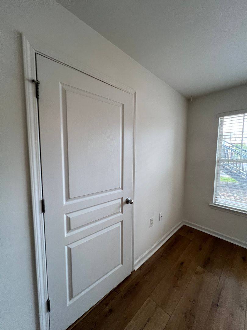 Apartment for rent at 1100 Tree Top Way, Knoxville, TN 37920