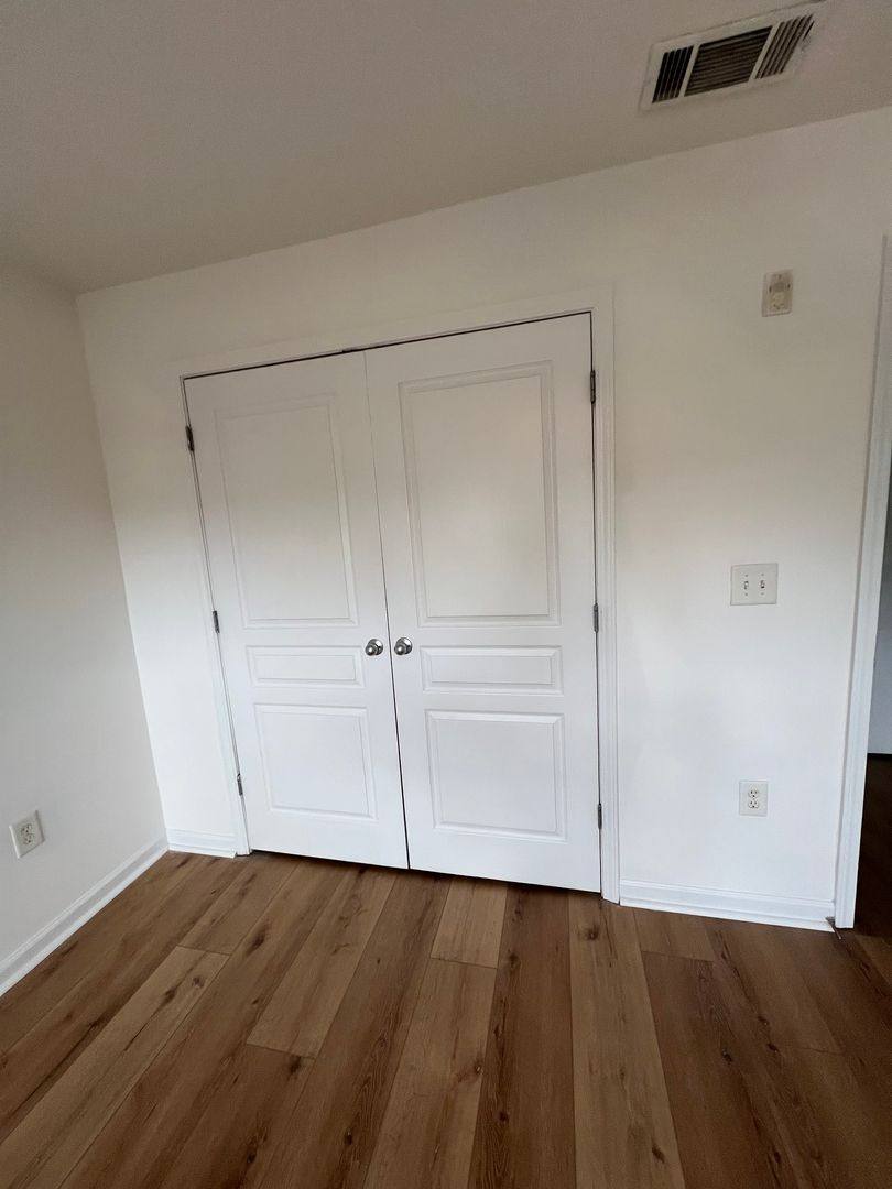 Apartment for rent at 1100 Tree Top Way, Knoxville, TN 37920