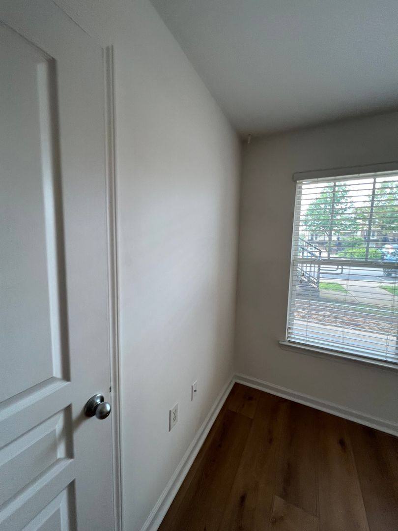Apartment for rent at 1100 Tree Top Way, Knoxville, TN 37920
