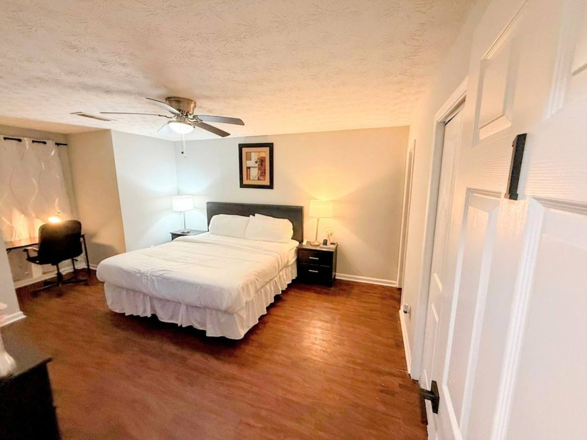 House for rent at 5405 Glen Haven Dr, Atlanta, GA 30349