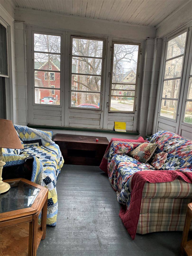 Apartment for rent at 402 W High St, Urbana, IL 61801