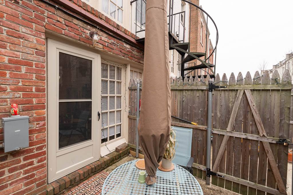 Condo for rent at 4450 Macarthur Blvd NW #11A, Washington, DC 20007