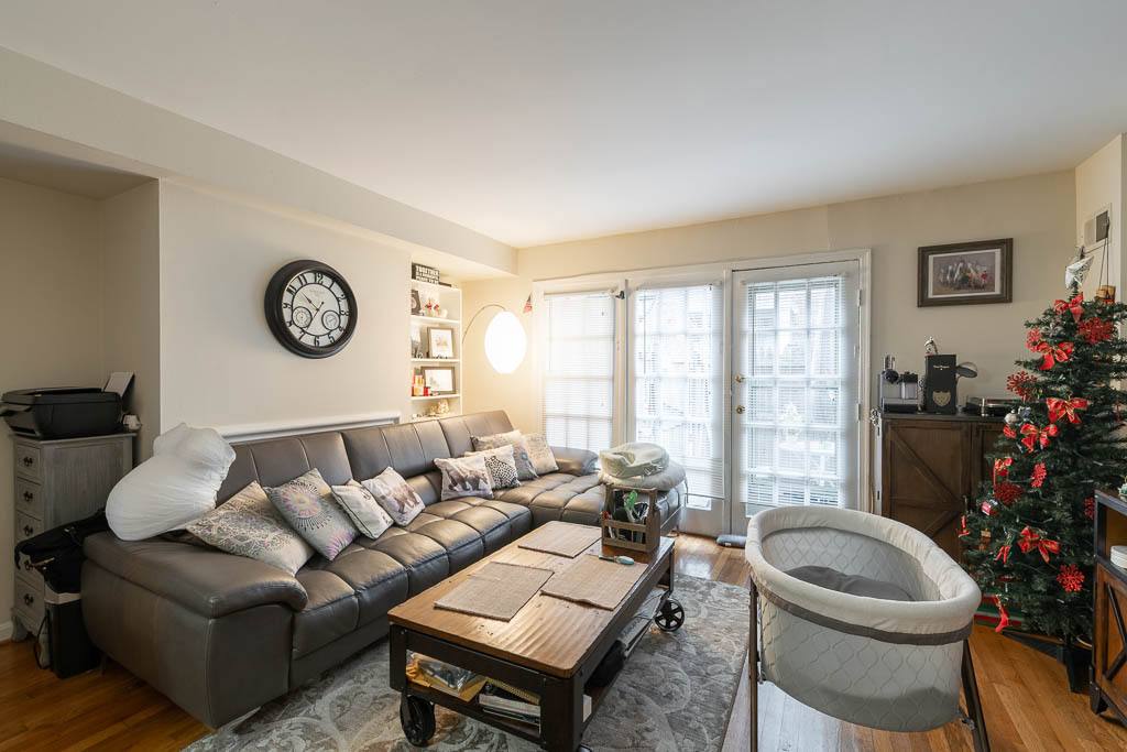 Condo for rent at 4450 Macarthur Blvd NW #11A, Washington, DC 20007