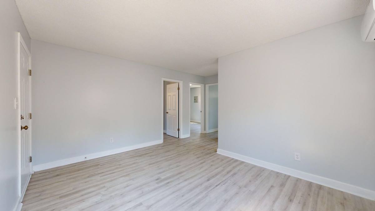Apartment for rent at 4552 Helena St, Charlotte, NC 28208