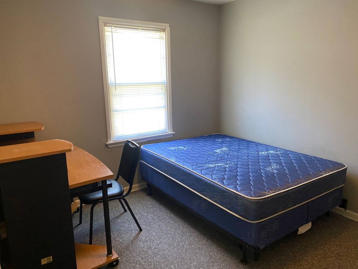 Apartment for rent at 704 W Western Ave, Urbana, IL 61801