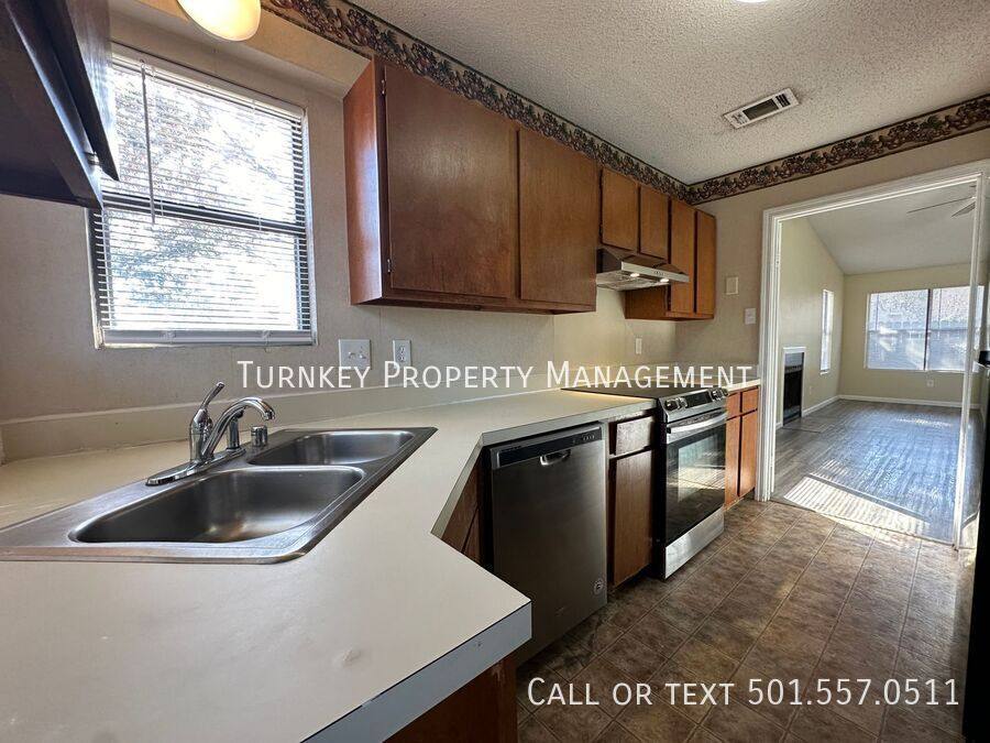 Townhouse for rent at 1 Shelby Rd, Sherwood, AR 72120
